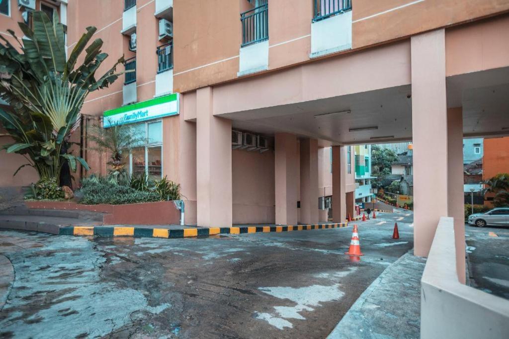 Oyo 266 Margonda Residence 5 Depok Exteriér fotografie